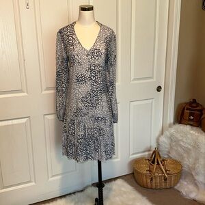 A flirty dress for every season by Lovestitch. Tag removed EUC